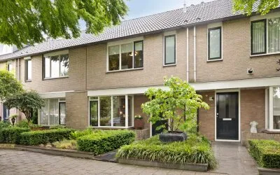 Tussenwoning te koop: Mainelaan 5, Achtse Barrier-Spaaihoef Eindhoven