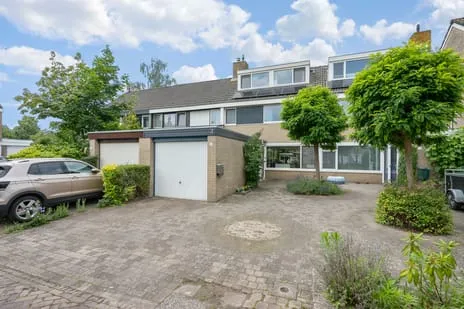 Tussenwoning te koop: Maisland 21, Groenhouten Leusden