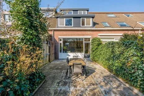 Tussenwoning te koop: Maisoord 13, Akkerland Diemen