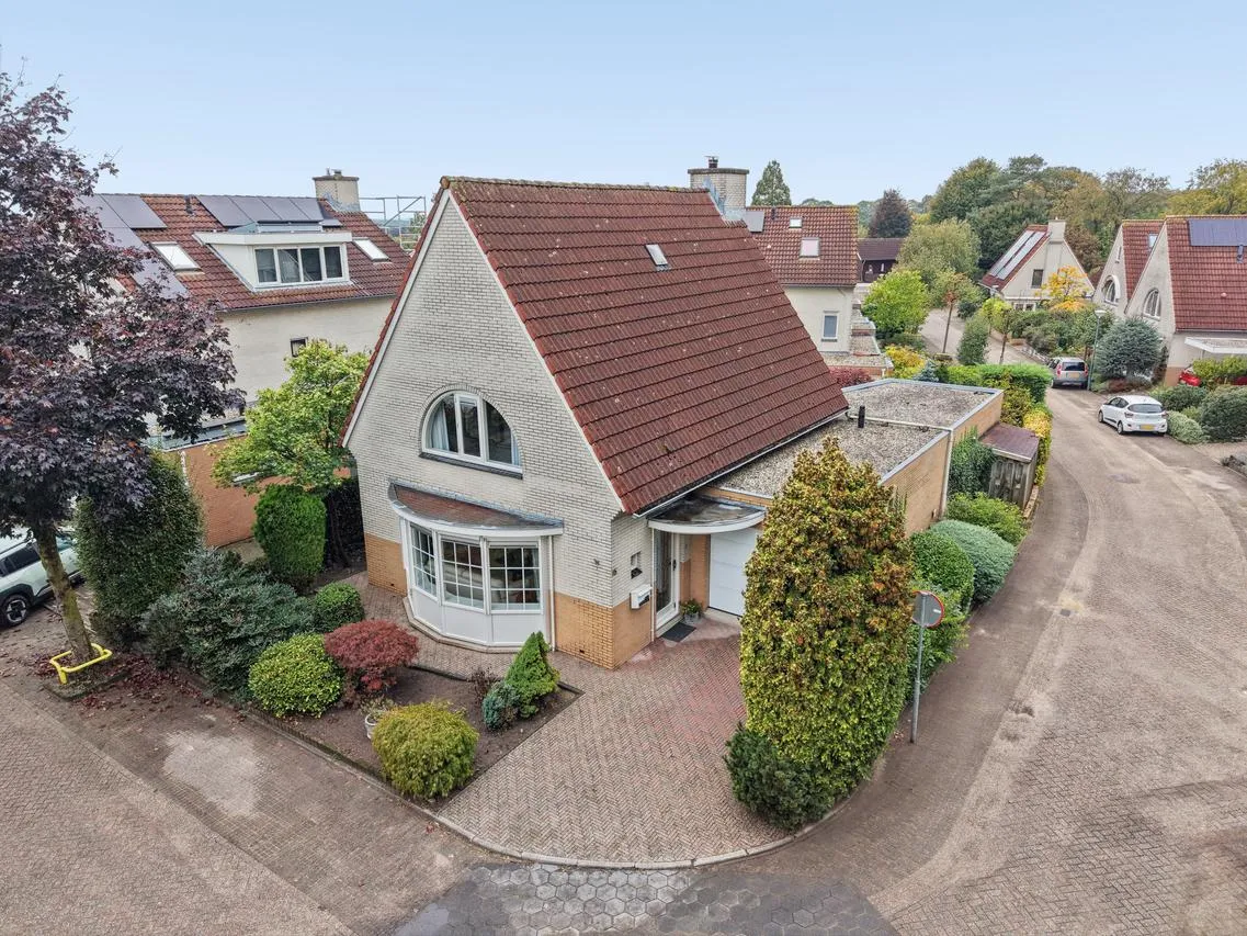 Vrijstaande woning te koop: Majoor Jacomettiweg 15, Rhenen