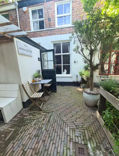 Tussenwoning te koop: Malakkastraat 96, 'S-Gravenhage