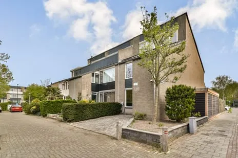 Hoekwoning te koop: Malusdreef 1, Drevenbuurt Vlaardingen