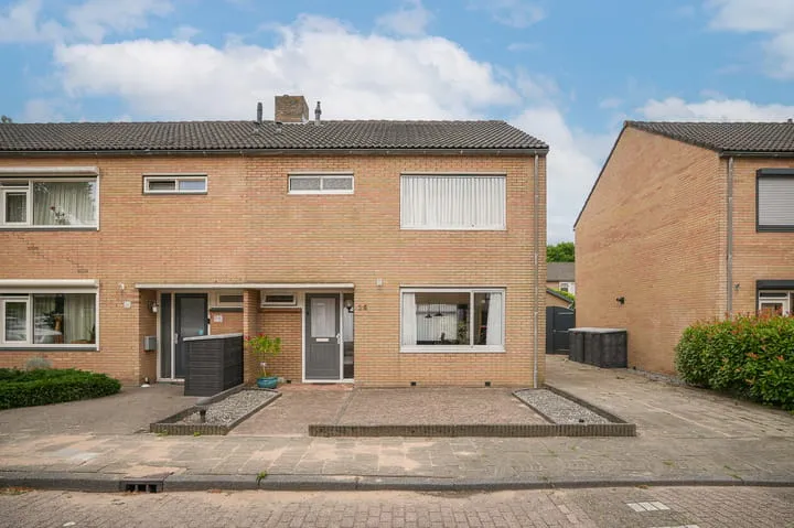Hoekwoning te koop: Mandenmakersstraat 28, Kerkdriel Kerkdriel