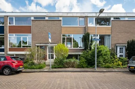Terraced house for sale: Marcellus Emantsstraat 30, Sinnevelt Haarlem