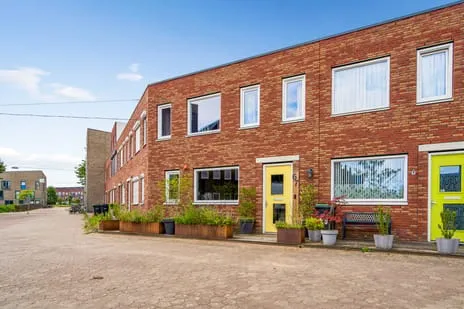 Tussenwoning te koop: Marco Poloroute 67, Columbuskwartier Noord Almere