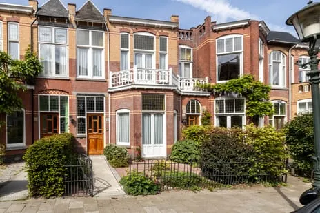 Tussenwoning te koop: Marconistraat 26, Valkenboskwartier 'S-Gravenhage