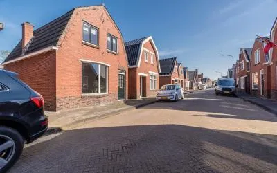 Vrijstaande woning te koop: Marcus Buschstraat 73, Over de Gracht Delfzijl