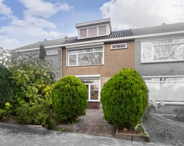 Tussenwoning te koop: Marelaan 90, De Meern