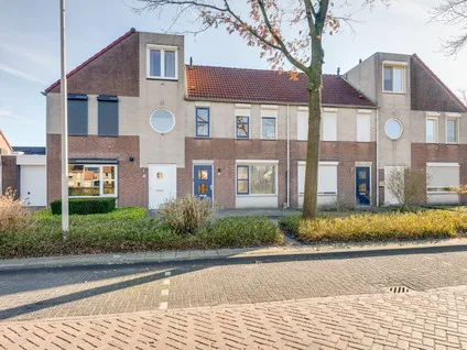 Terraced house for sale: Marga Klompélaan 71, Vliegende Vennen Rijen