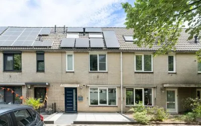 Terraced house for sale: Marga Klompésingel 26, Hoofddorp Toolenburg Oost Hoofddorp