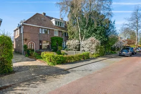 Hoekwoning te koop: Margaretha van Borsselenlaan 75, Randwijck Oost Amstelveen