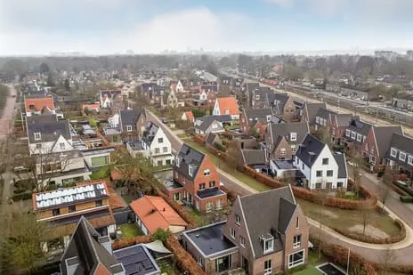 Tussenwoning te koop: Margrietlaan 39, Loyolaan en omgeving Vught