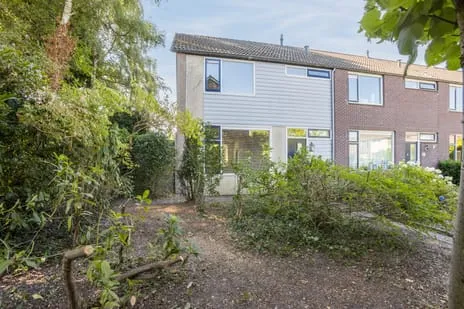 Hoekwoning te koop: Margrietplein 9, Nieuwleusen Centrum-noord Nieuwleusen