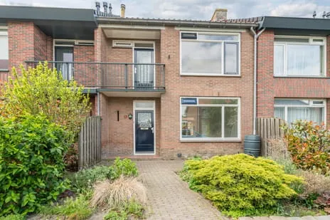 Tussenwoning te koop: Margrietstraat 13, Zilverschoon/Oranjebuurt Nijkerk