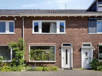 Tussenwoning te koop: Margrietstraat 15, Groene Weide Arnhem
