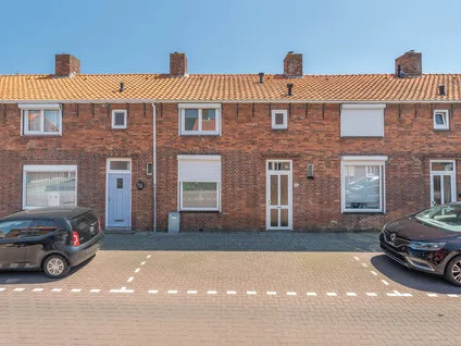Tussenwoning te koop: Margrietstraat 16, Yerseke - Kern Yerseke