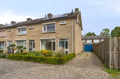 Hoekwoning te koop: Margrietstraat 18, Kern Angeren Angeren