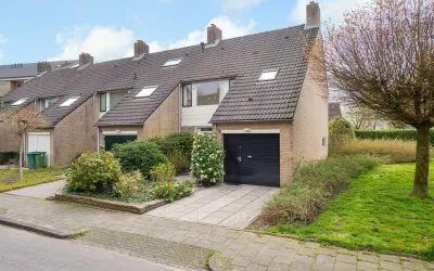 Hoekwoning te koop: Margrietstraat 32, Nieuwland Oosterbeek