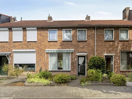 Tussenwoning te koop: Margrietstraat 8, Noordpolder Terneuzen