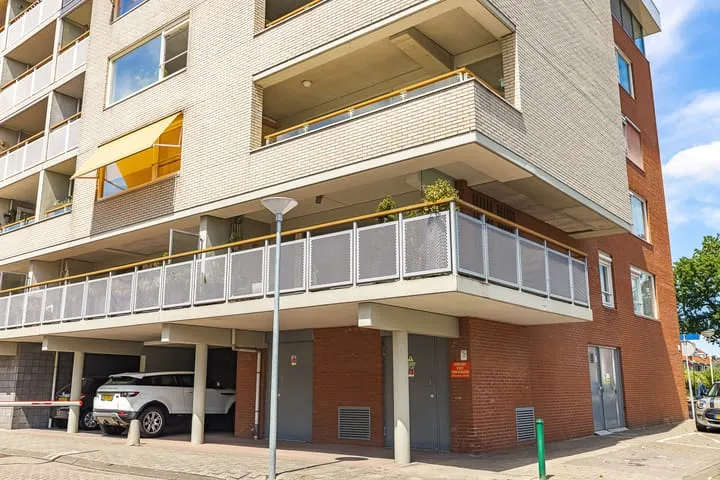 Apartment for sale: Maria Cherubinastraat 2, Brabantpark Breda