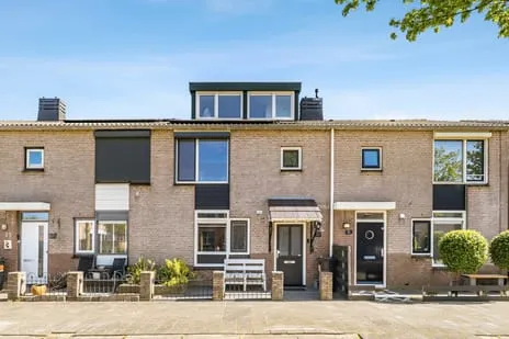 Tussenwoning te koop: Maria Rutgerslaan 23, Hoofddorp Toolenburg Oost Hoofddorp