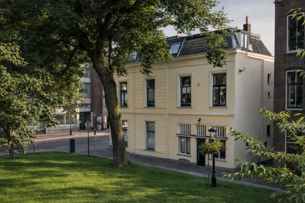 Huurwoning: Mariahoek in Utrecht - €3.495 per maand