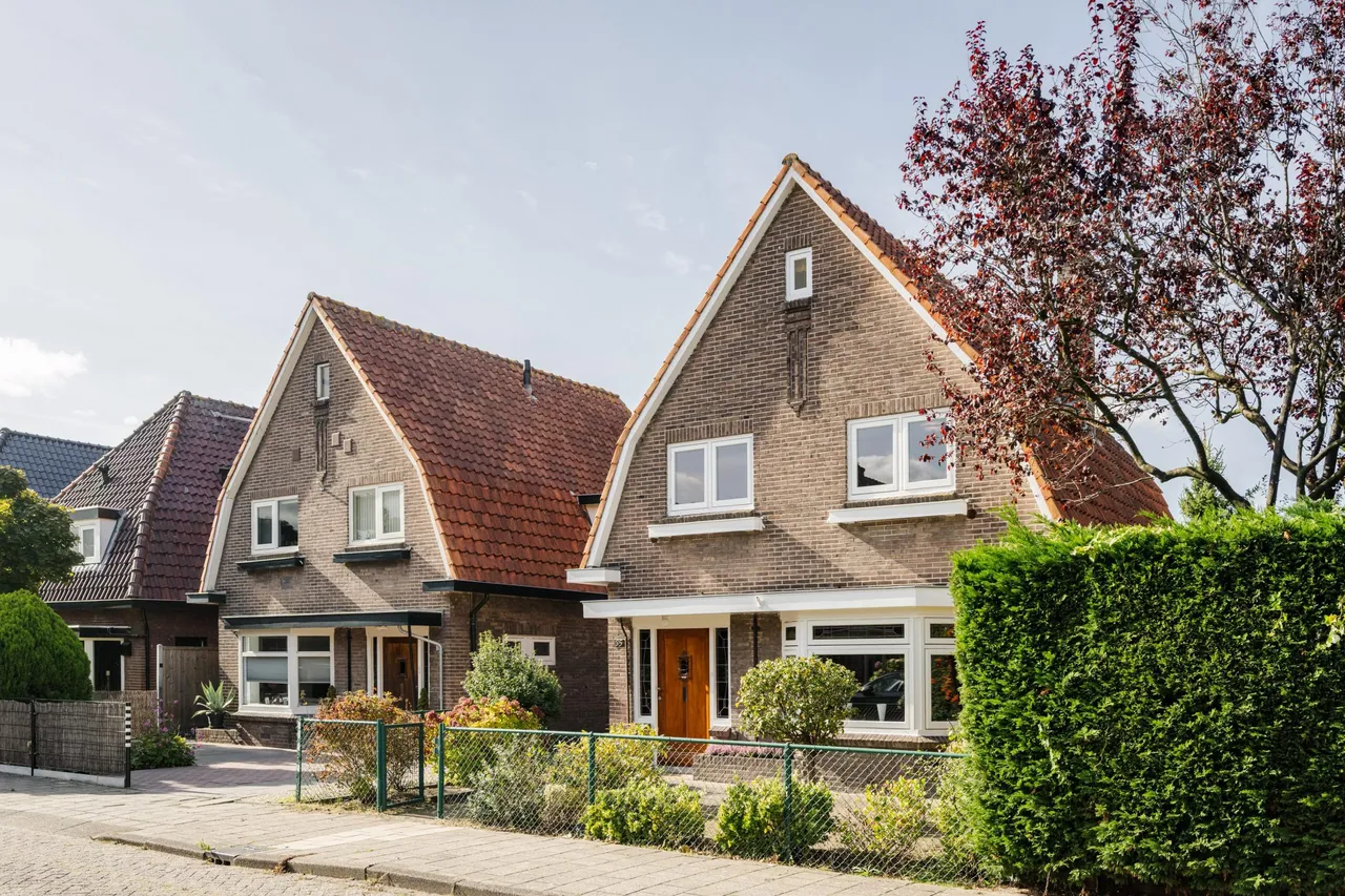 Vrijstaande woning te koop: Marialaan 35, Zwanenburg