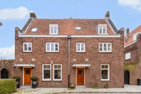 Twee-onder-één-kap te koop: Mariaplein 1, Taalstraat en omgeving Vught