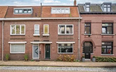 Tussenwoning te koop: Mariastraat 2A, Sinselveld Venlo