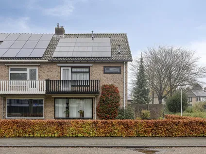 Twee-onder-één-kap te koop: Marie Koenenlaan 153, Auteursbuurt Tilburg
