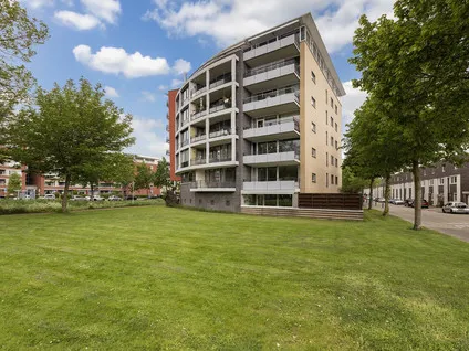 Appartement te koop: Marie van Eijsden-Vinkstraat 389, Prinsenland Rotterdam