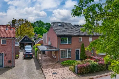 Twee-onder-één-kap te koop: Mariëndaalseweg 9, Angerlo Angerlo