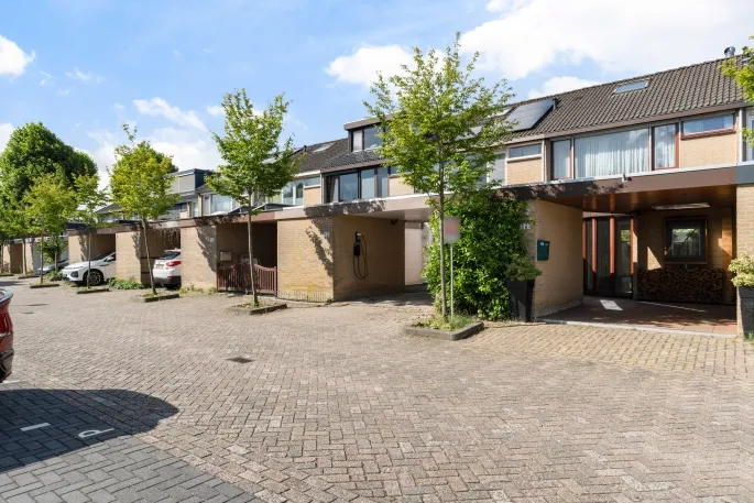 Tussenwoning te koop: Mariënwaard 15, Waardenbuurt Capelle Aan Den Ijssel
