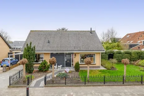 Vrijstaande woning te koop: Marietjespad 18, Middelharnis bomenbuurt Middelharnis