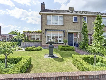 Twee-onder-één-kap te koop: Marijkelaan 3A, Yerseke - West Yerseke
