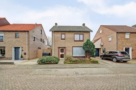 Vrijstaande woning te koop: Marijkelaan 6, Vliedberg Vlijmen