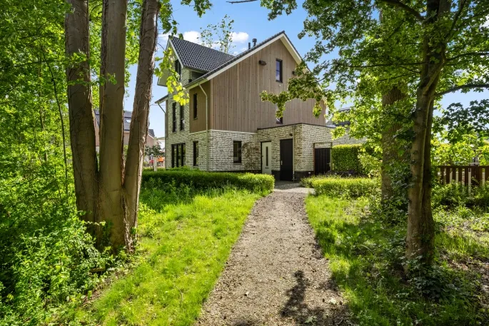 Vrijstaande woning te koop: Mariken Jansdochterhof 6, Amstelwijck Park Dordrecht