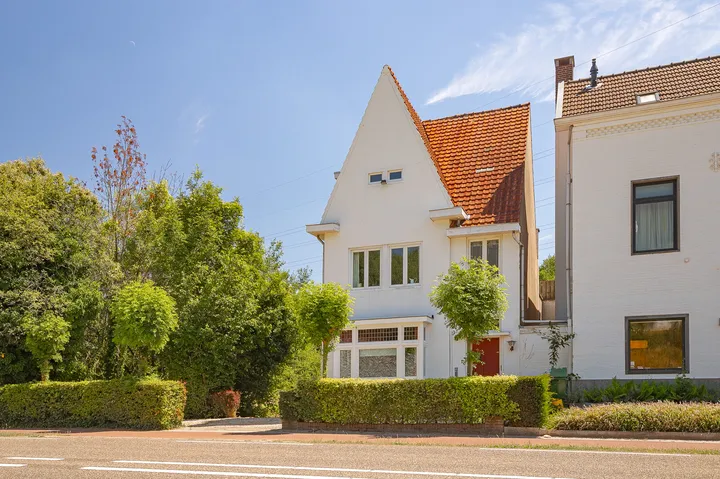 Twee-onder-één-kap te koop: Mariënwaard 1, Nazareth Maastricht
