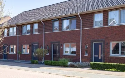 Tussenwoning te koop: Marjolein 3, Oost West En Middelbeers
