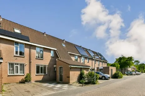 Tussenwoning te koop: Marjoleinstraat 10, Kruidenwijk Zuid Almere