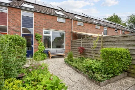 Tussenwoning te koop: Marjoleinstraat 40, Ulgersmaborg Groningen
