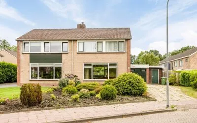 Twee-onder-één-kap te koop: Markescheiding 20, Gieten Gieten