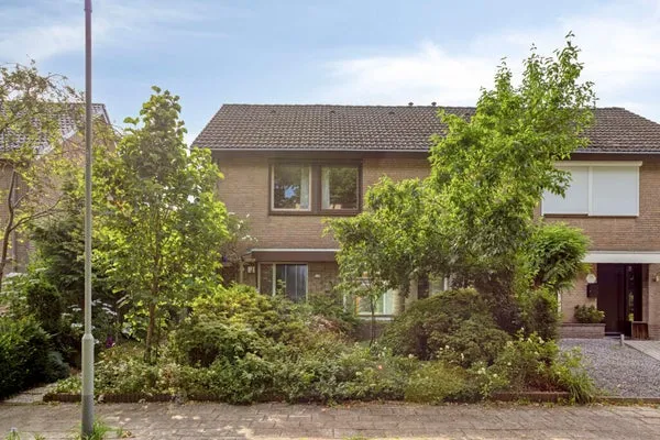 Semi-detached for sale: Markies de Schenkweg 16, Cristinawijk Nieuwstadt