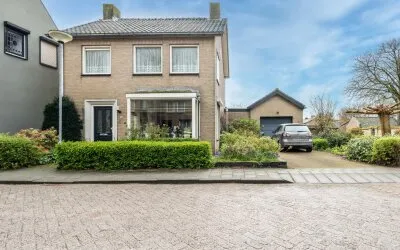 Vrijstaande woning te koop: Markstraat 51, Molenpolder Terheijden