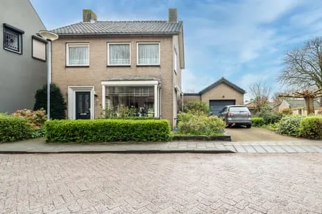 Vrijstaande woning te koop: Markstraat 51, Molenpolder Terheijden