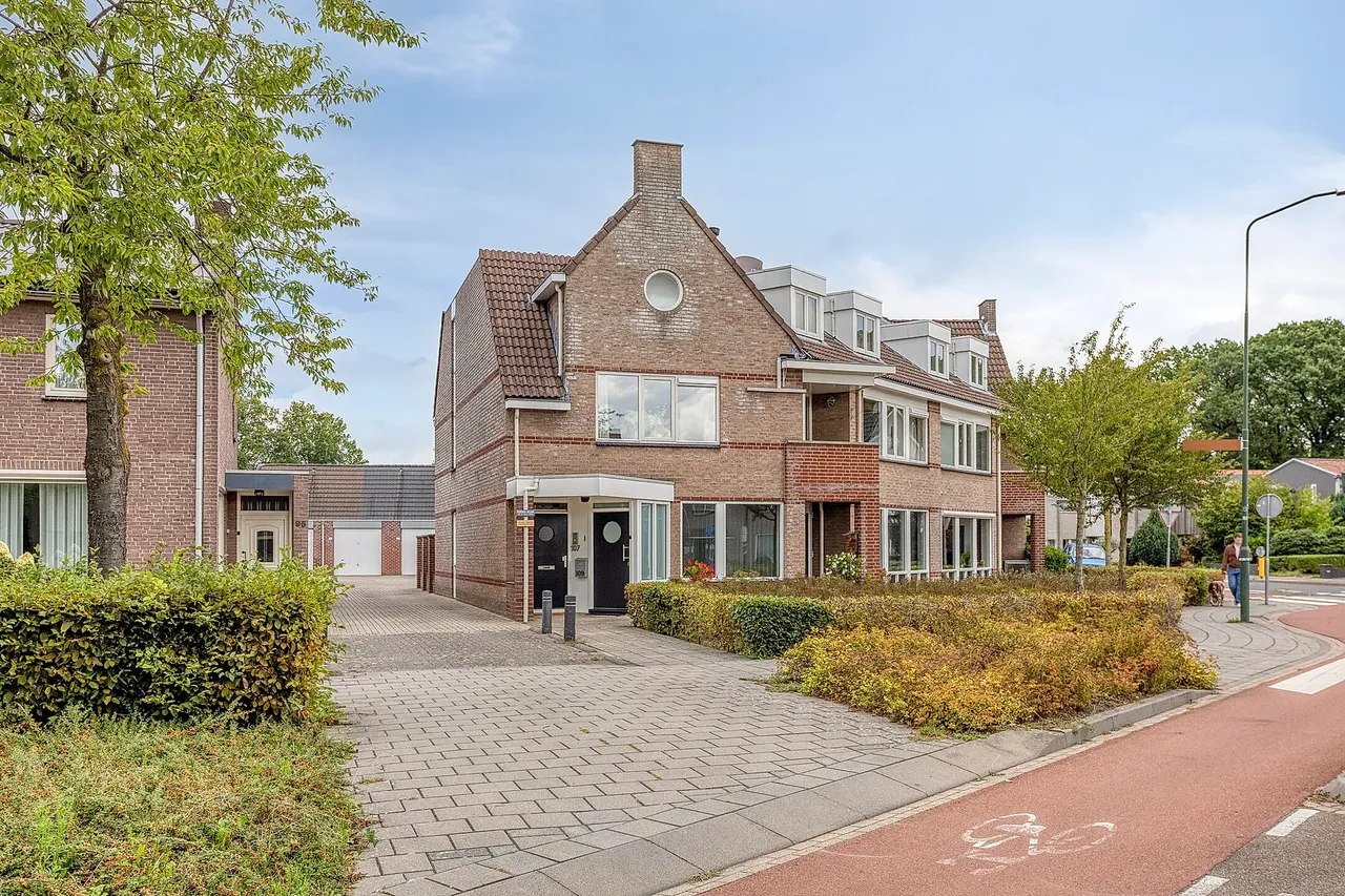 Appartement te koop: Marktstraat 107, Mierlo