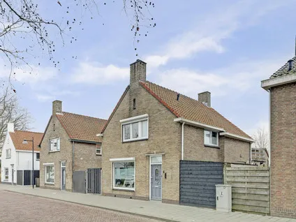 Vrijstaande woning te koop: Marktstraat 4, 'S-Heerenhoek