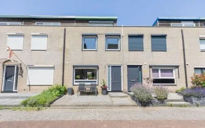 Tussenwoning te koop: Marowijne 150, Iroko en omgeving Dordrecht