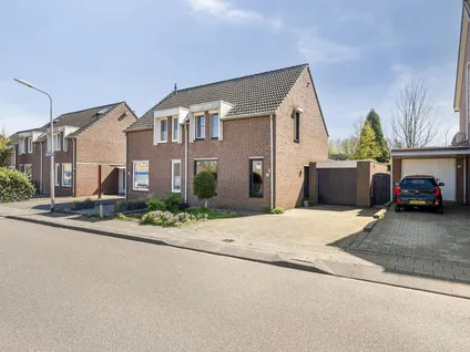 Hoekwoning te koop: Marsstraat 56, Sittard