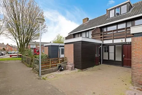 Tussenwoning te koop: Marten Michielshof 27, De Rijp De Rijp